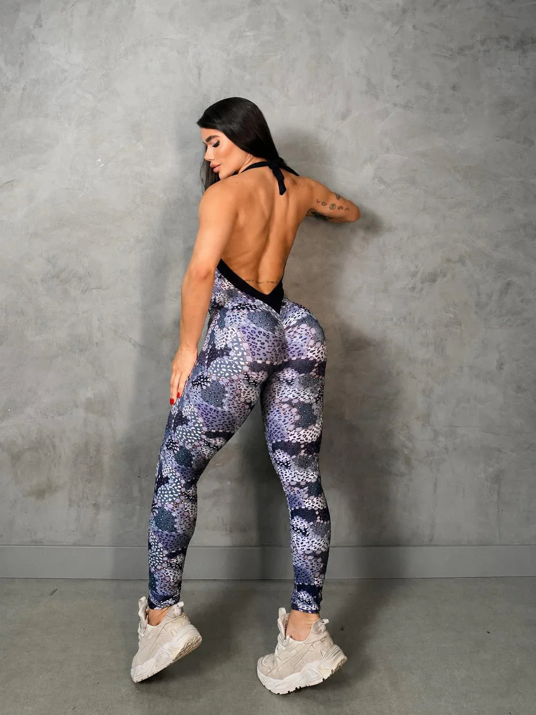 SCRUNCH BOOTY GRAY PRINT SEXY BACK MARTA JUMPSUIT, NO RETURN