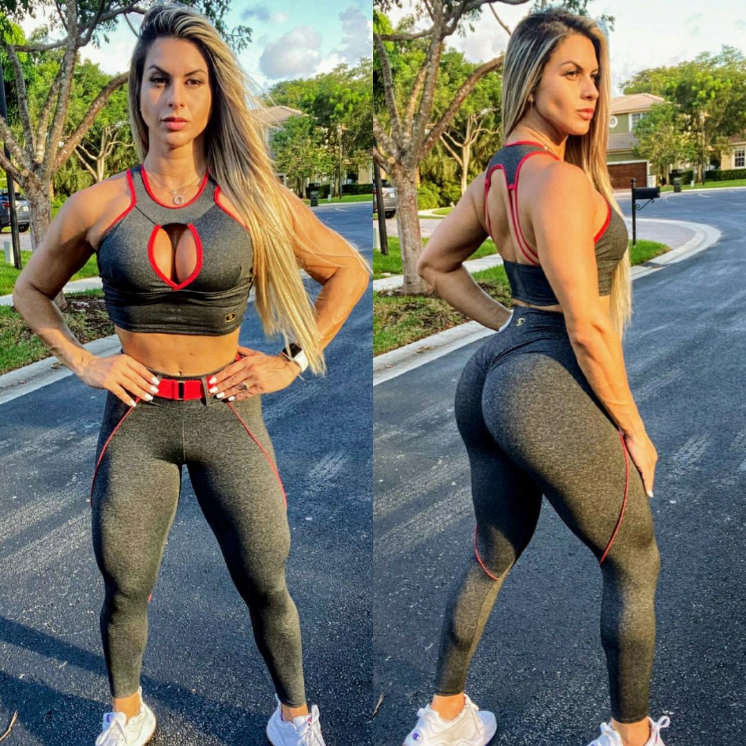 WOMEN'S GYM LEGGINGS - BOOTY SCRUNCH LEGGINGS – Iris Fitness Online