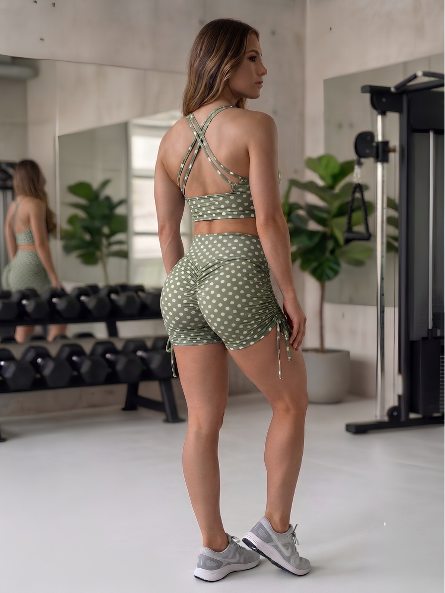 SCRUNCH BOOTY GREEN POLK DOTS SHORT