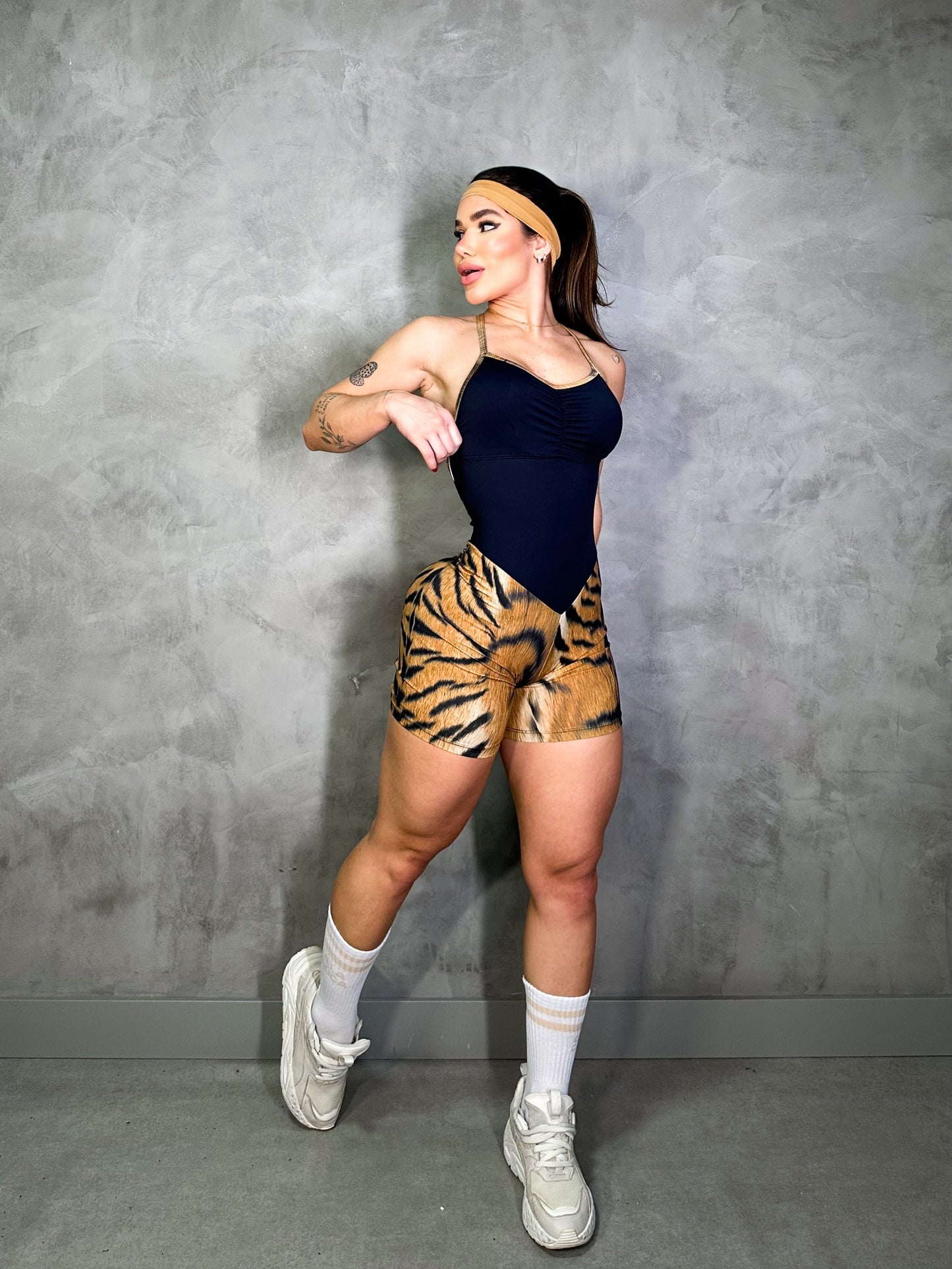 SCRUNCH BOOTY NEW PRINT AND BLACK DETAIL SHORTS JUMPSUIT
