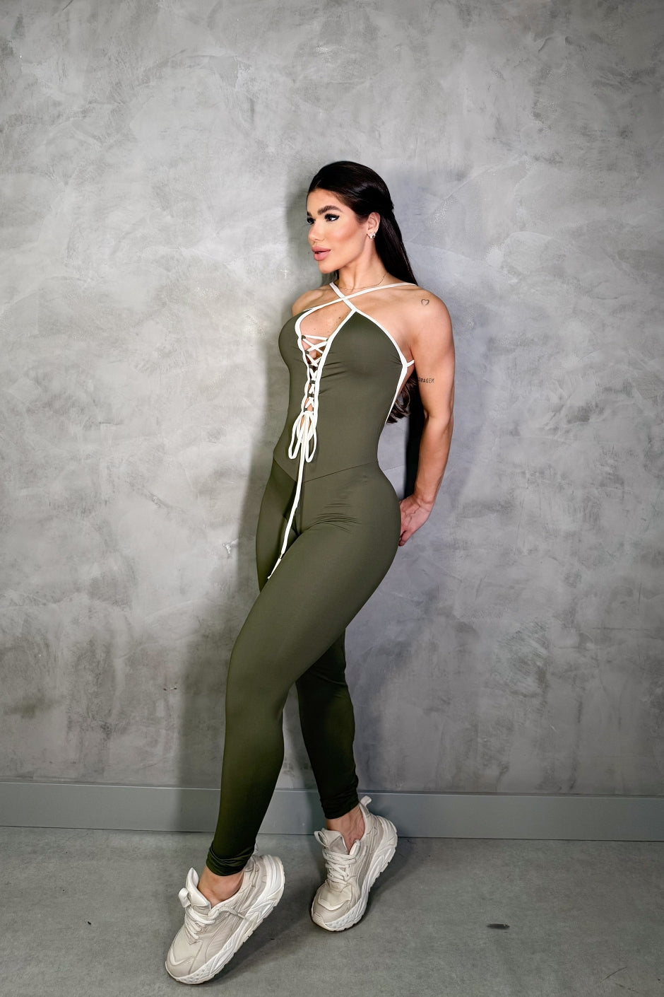 SCRUNCH BOOTY DARK GREEN AND BEIJE DETAIL JUMPSUIT