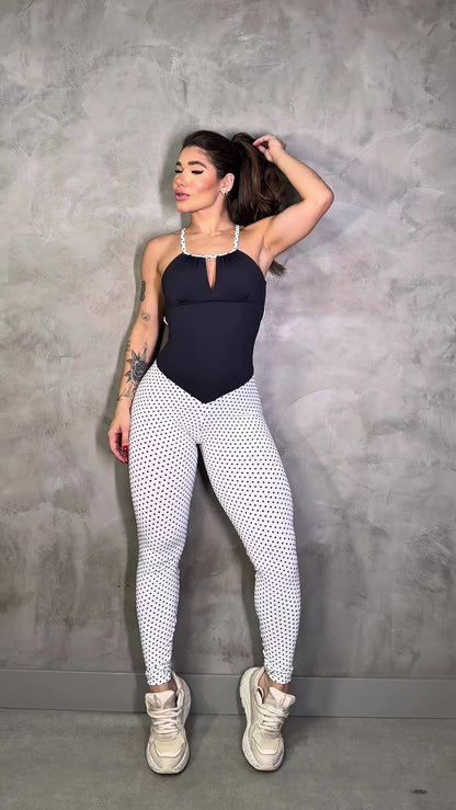 SCRUNCH BOOTY WHITE POLK DOTS AND BLACK SEXY JUMPSUIT