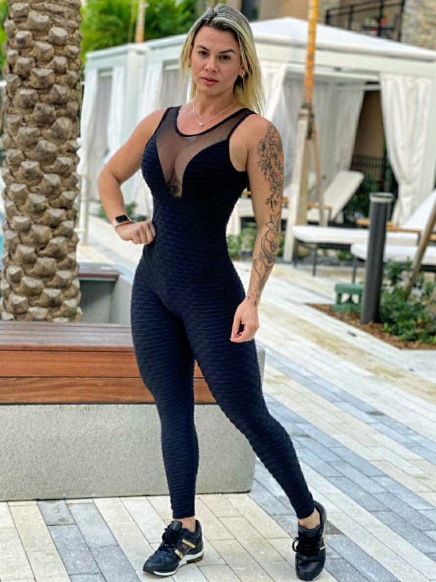 BUTT SCRUNCH CLEAVAGE BLACK TEXTURE WAVE JUMPSUIT - Iris Fitness home of good quality leggings with really good prices